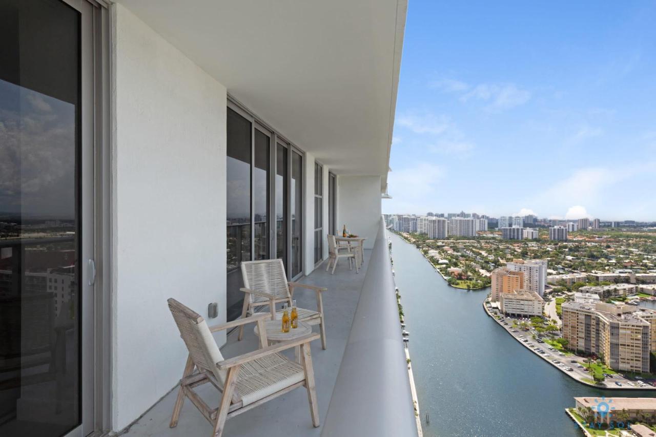 5 Amenities Luxury 3 Bedroom Front Intercostal View Hollywood Bagian luar foto