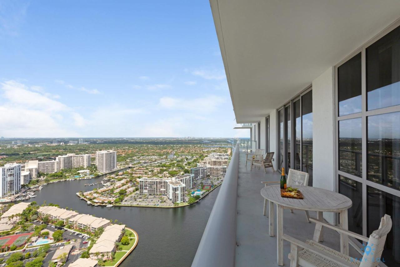 5 Amenities Luxury 3 Bedroom Front Intercostal View Hollywood Bagian luar foto